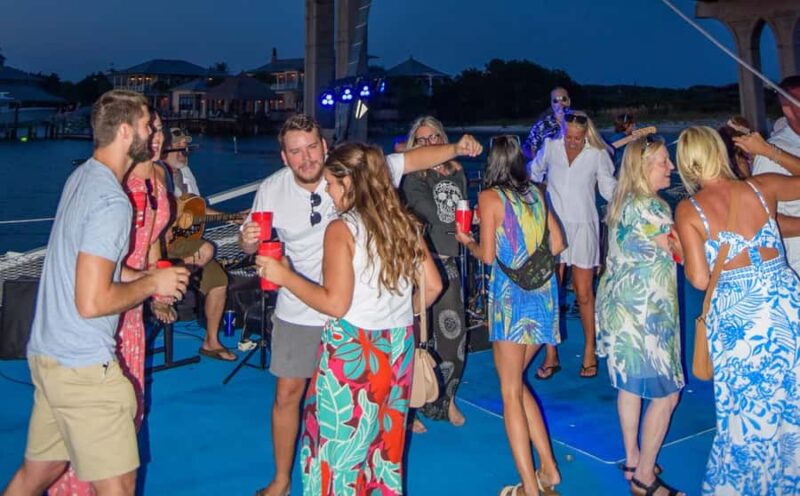 St. Augustine: Fireworks Cruise with Live Music and Drinks - Who Will Appreciate This Cruise?