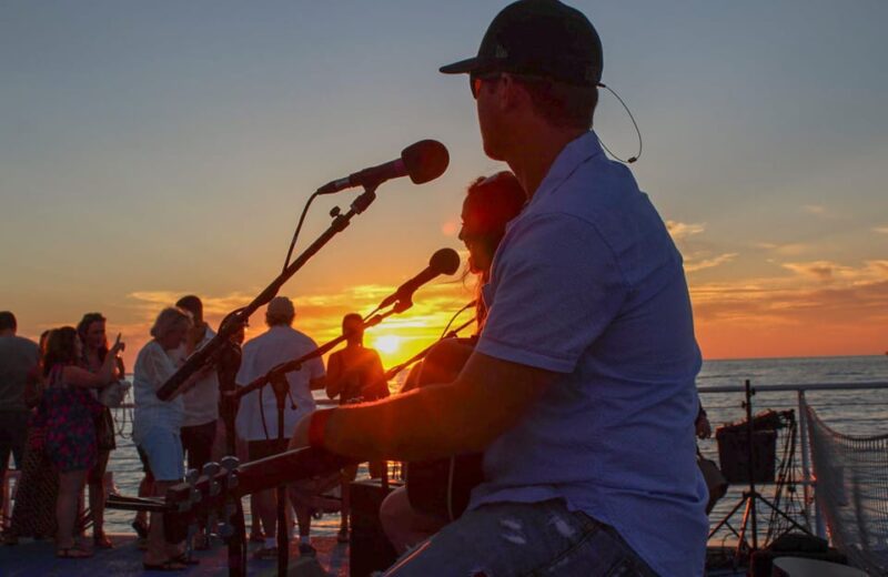 St. Augustine: Sunset Cruise with Live Music and Drinks - Watching the Sun Sink Over St. Augustines Historic Skyline