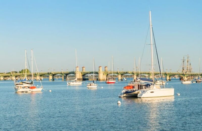 St. Augustine: Sunset Cruise with Live Music and Drinks - Complimentary Drinks and Light Snacks Keep the Mood Up
