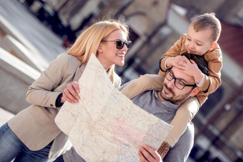 St Giles' Cathedral and Edinburgh Old Town Private Tour - The Guide’s Expertise and Personalization