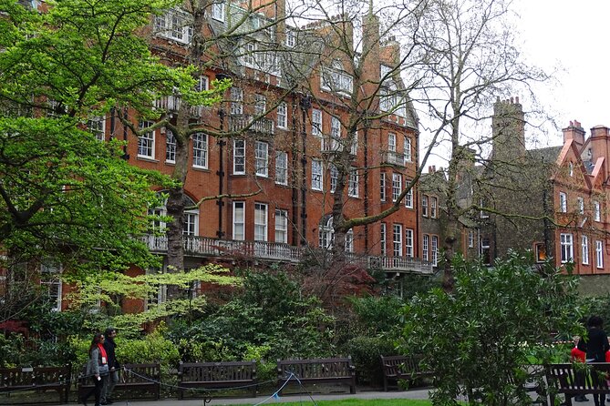 St James' & Mayfair - Private Tour of London's Royal & Aristocratic Villages - Berkeley Square: The Place of Rumored Nightingales