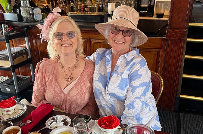 St. Johns River High-Tea Cruise Tour in Sanford - Live Entertainment That Enhances the Atmosphere