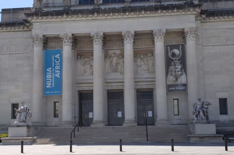 St Louis: 75-Minute City Trolley Tour - Practical Aspects and Accessibility