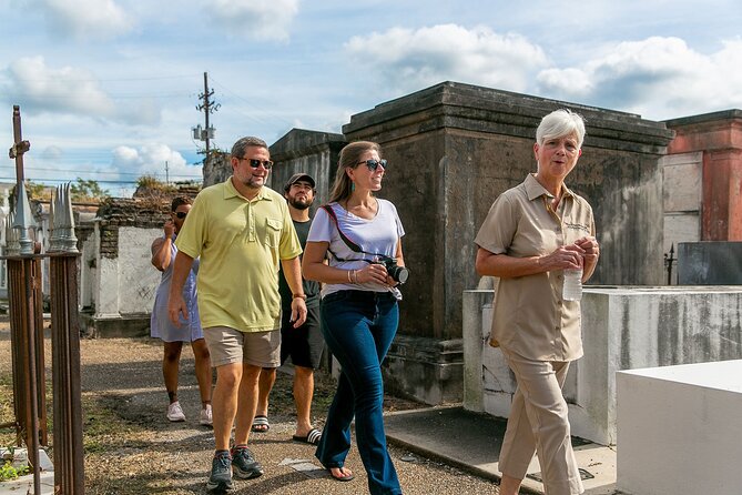 St. Louis Cemetery No. 1 Official Walking Tour - Practical Information on Cancellations and Weather