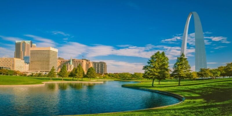 St. Louis Premium Driving Tour with Boat Ride & Arch - Focused, Knowledgeable Guides Made Personal