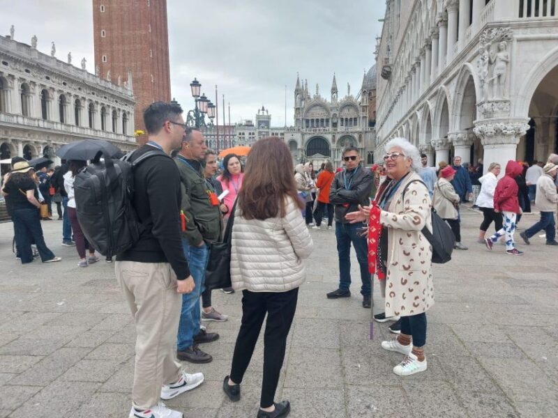 St. Marks Basilica, Doges Palace & Glass Factory Tour - Crossing the Bridge of Sighs and Visiting the Prisons