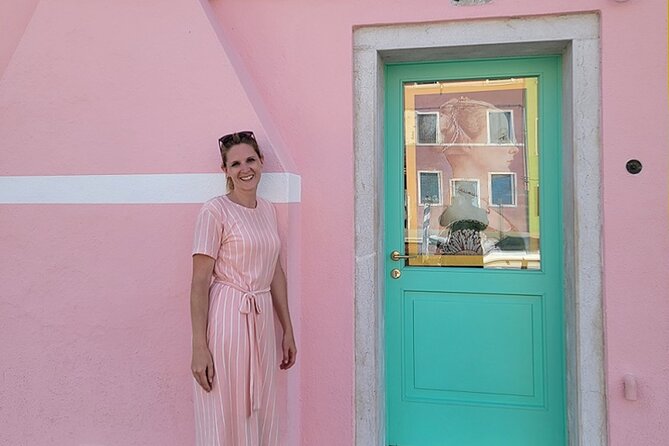 St Marks, Doges Palace, with Murano and Burano & Gondola Ride - Who Should Book This Tour