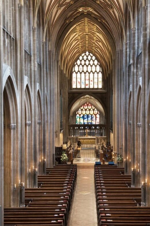 St Mary Redcliffe Church Bristol: Guided Tour - Artworks, Carvings, and Medieval Graffiti