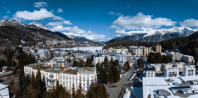 St. Moritz: Express Walk with a Local in 60 minutes - Discovering the Best Local Bars, Cafes, and Restaurants