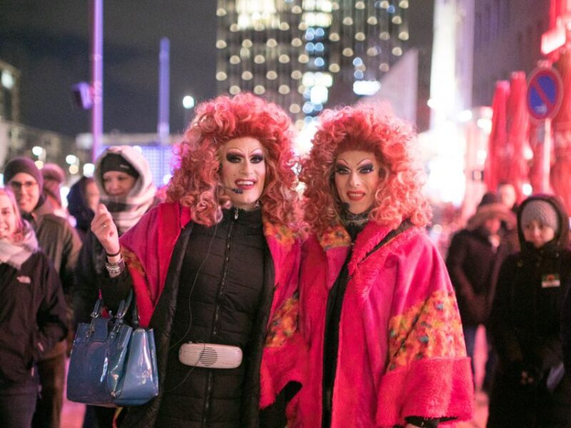 St. Pauli Tour: Drag-Attack with Barbie Stupid & Lee Jackson - How This Tour Differs from Other Hamburg Experiences