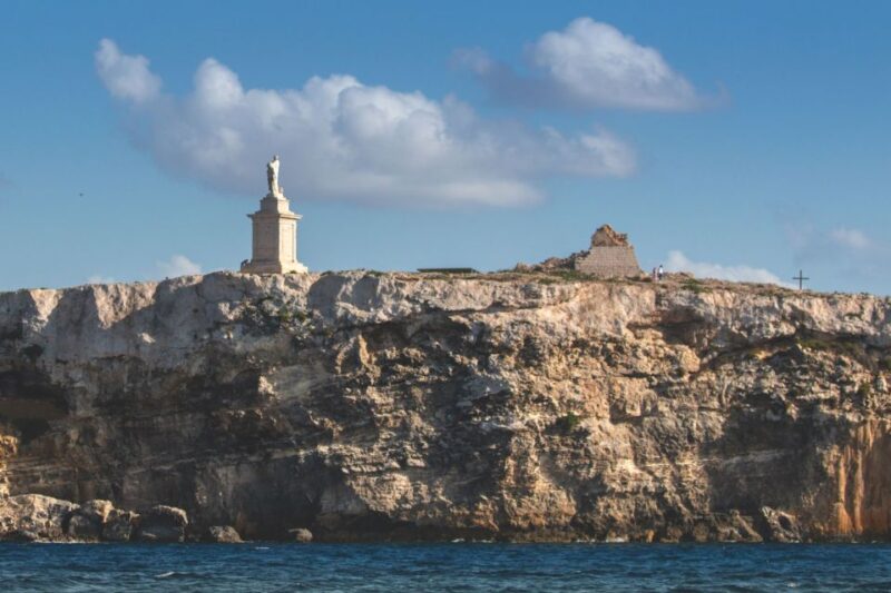 St. Paul's Bay: Blue Lagoon, Comino & Gozo with Bus Tour - The Gozitan Capital of Victoria: History, Markets, and Local Flavors