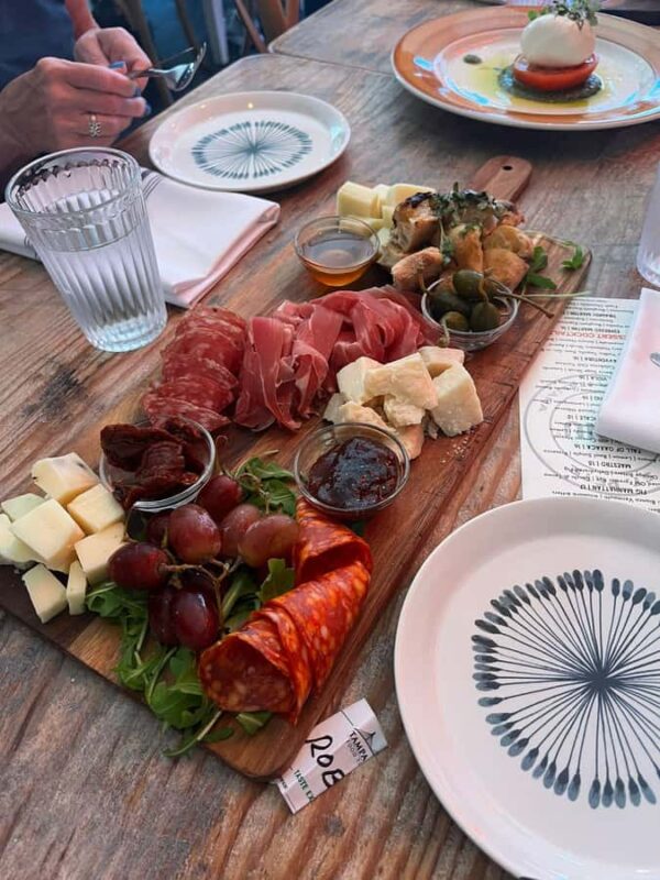 St. Pete Central Ave: Food, Drink & Cultural Walking Tour - Explore the Vibrant Local Shops and Unique Restaurants