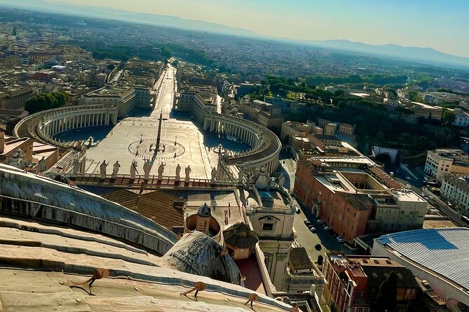 St. Peter's Basilica, Dome and Necropolis Private Guided Tour - Guide Expertise and Tour Feedback