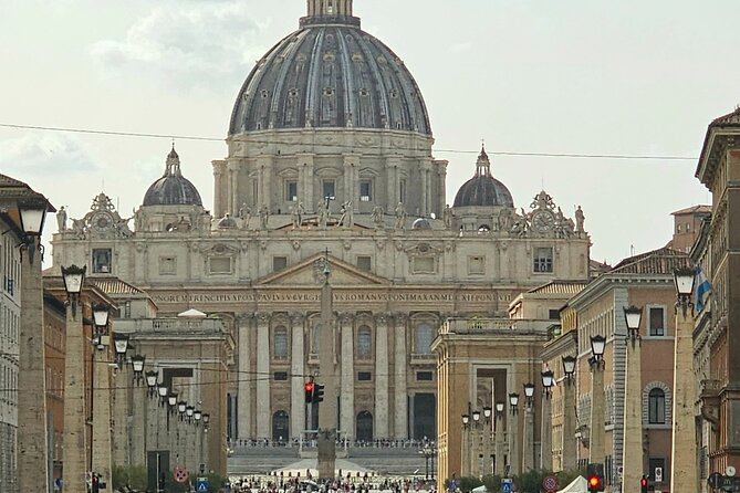St. Peter's Basilica & Dome Tour with Professional Art Historian - Practical Details: Logistics and Group Size
