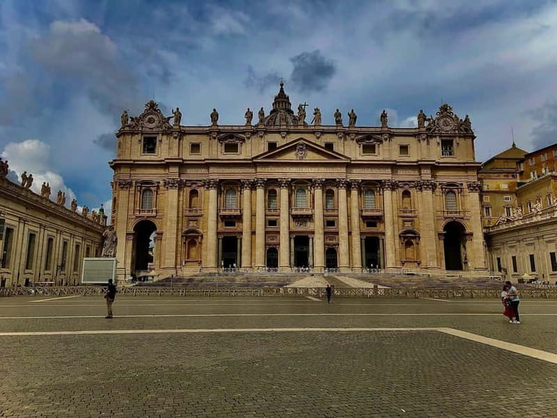St. Peter's Basilica Entrance Tickets - Key Points
