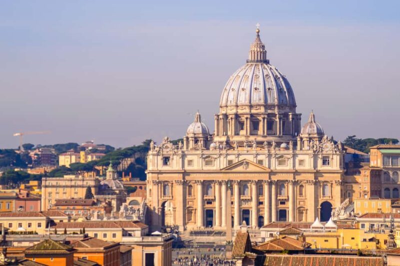 St. Peters Basilica Small Group + Reserved Entry - Discover the Unique Appeal of the St. Peters Basilica Small Group Tour