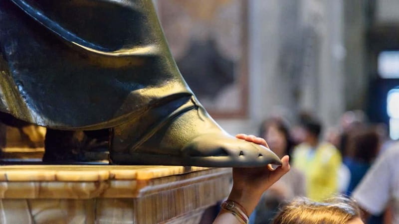 St. Peter's Dome Climb, Basilica and Vatacombs Tour - Art and Architecture Masterpieces in St. Peter’s Basilica