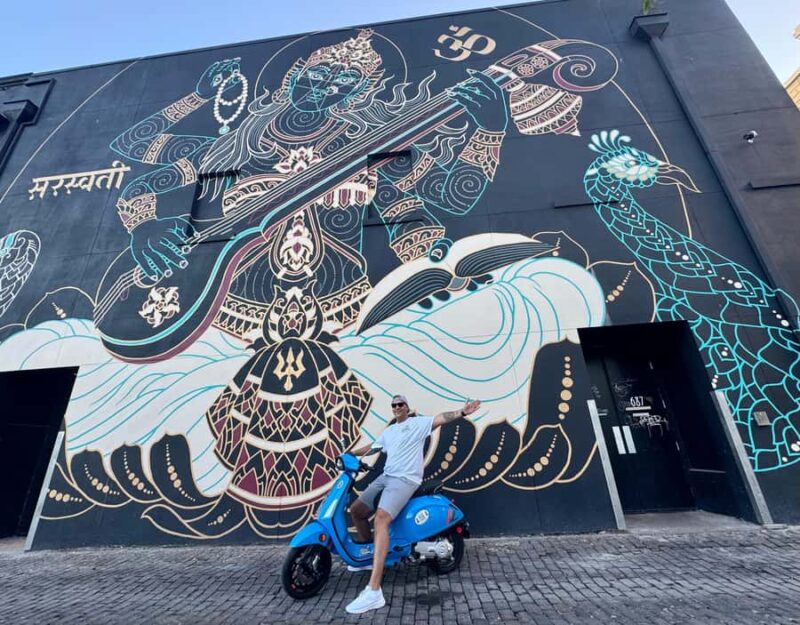 St. Petersburg: Vespa Mural Tour with Guide - Riding a Vespa: Easy for Beginners and Safe