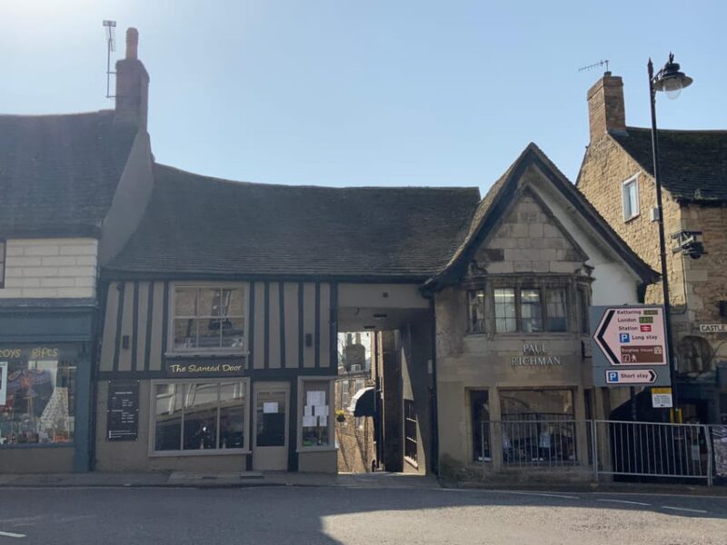 Stamford: Guided Walking Tour of Stamford - Stamford’s Rich Past Through Stories and Legends