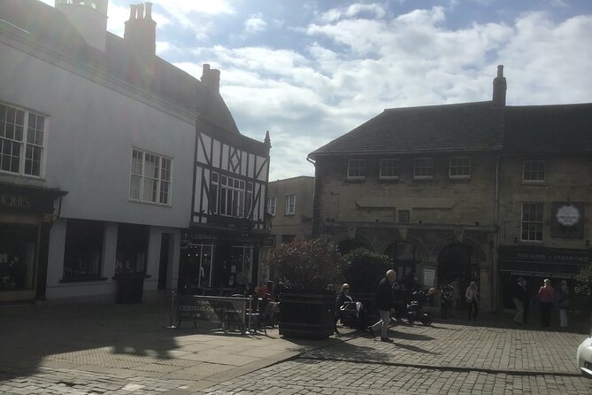 Stamford Private Walking Tour - Key Points