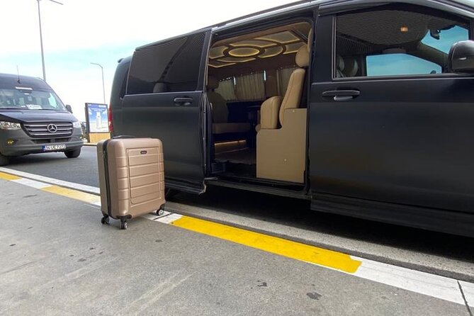 stanbul Airport and Hotel Transfer - Quick overview of the Istanbul Airport and Hotel Transfer service