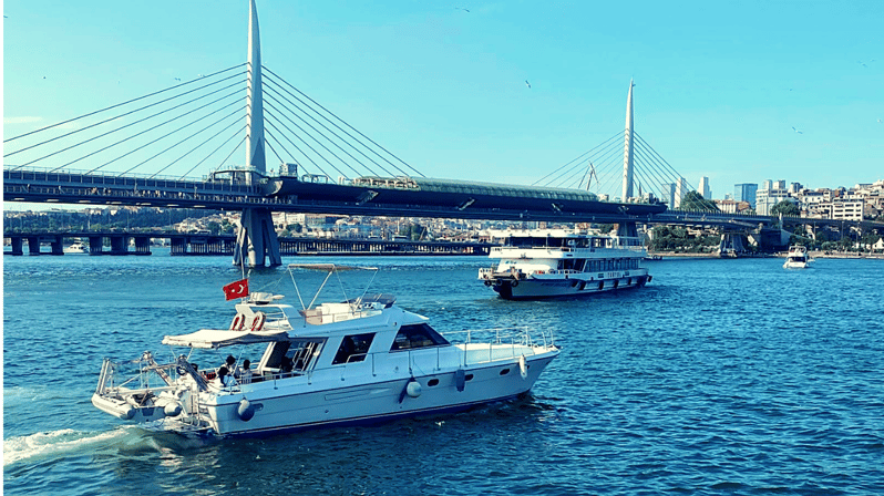 stanbul: Bosphorus Private Yacht Cruise with Tea and Coffee - Cruising the Bosphorus: Landmarks and Scenic Views