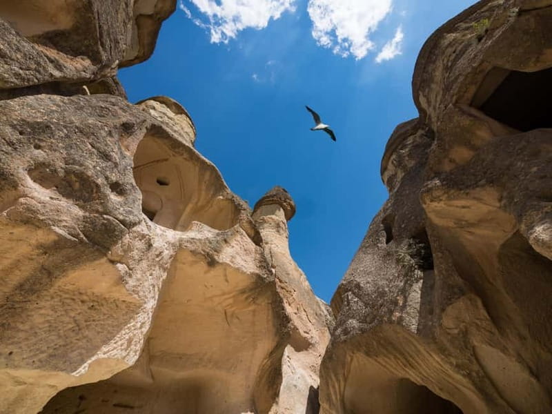 stanbul: Cappadocia Tour with Flight, Hotel & Entry Tickets - Exploring Göreme Open-Air Museum