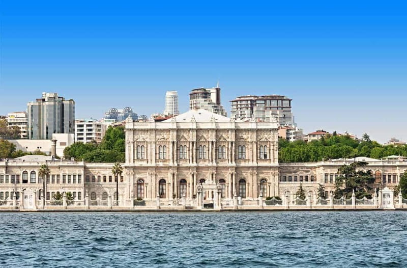 stanbul: Dolmabahçe Palace & Boat tour - Scenic 2.5-Hour Bosphorus Boat Cruise