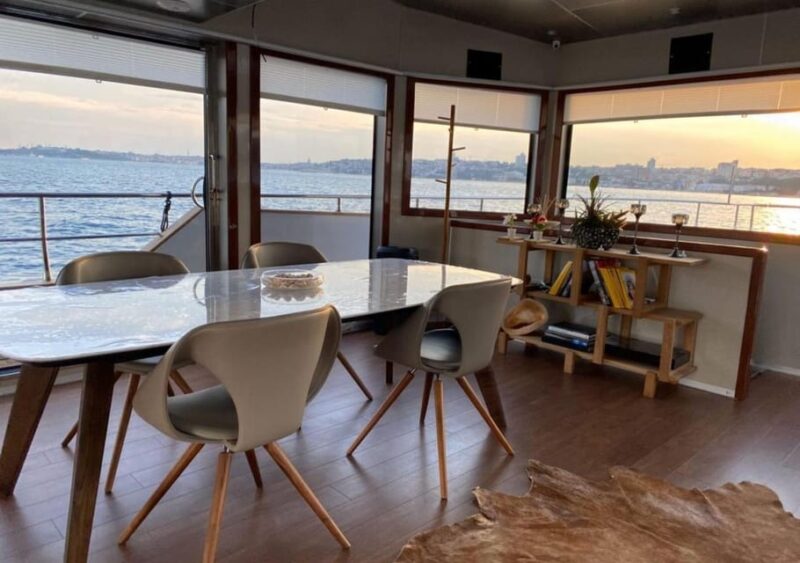 stanbul: Private Bosphorus Tour On Catamaran - Flexible Timing and Booking Policies