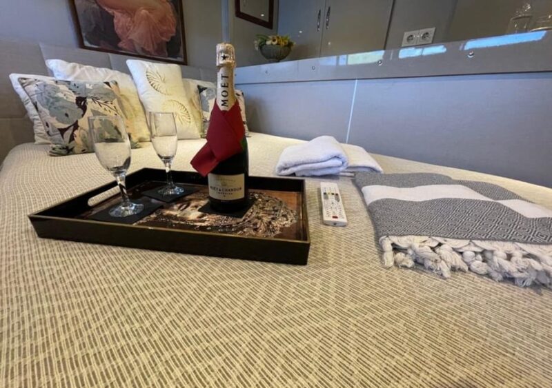 stanbul: Private Bosphorus Tour On Catamaran - The Sum Up: An Exclusive Way to Experience Istanbul’s Bosphorus