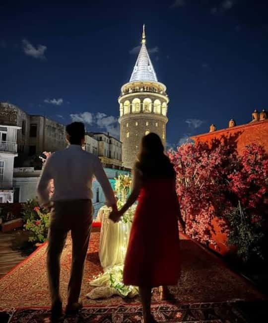 stanbul: Romantic Galata Tour With Tower Entry - Comparing the Tour to Alternatives