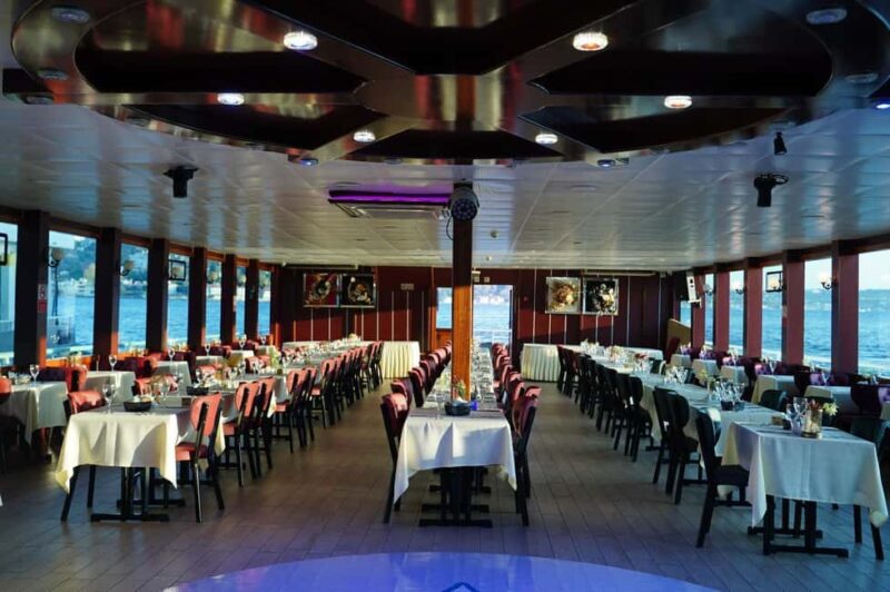 stanbul:Bosphorus Dinner Cruise & Soft and Alcohol Drinks - What the 3-Hour Bosphorus Dinner Cruise Includes