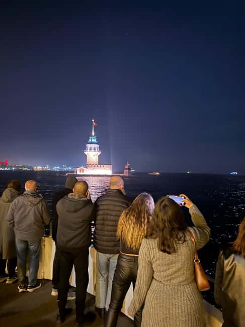 stanbul:Bosphorus Dinner Cruise & Soft and Alcohol Drinks - Optional Hotel Pick-Up and Meeting Details
