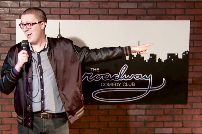 Stand Up Comedy LIVE in Times Square At Broadway Comedy Club - The Review of Venue Atmosphere and Cleanliness