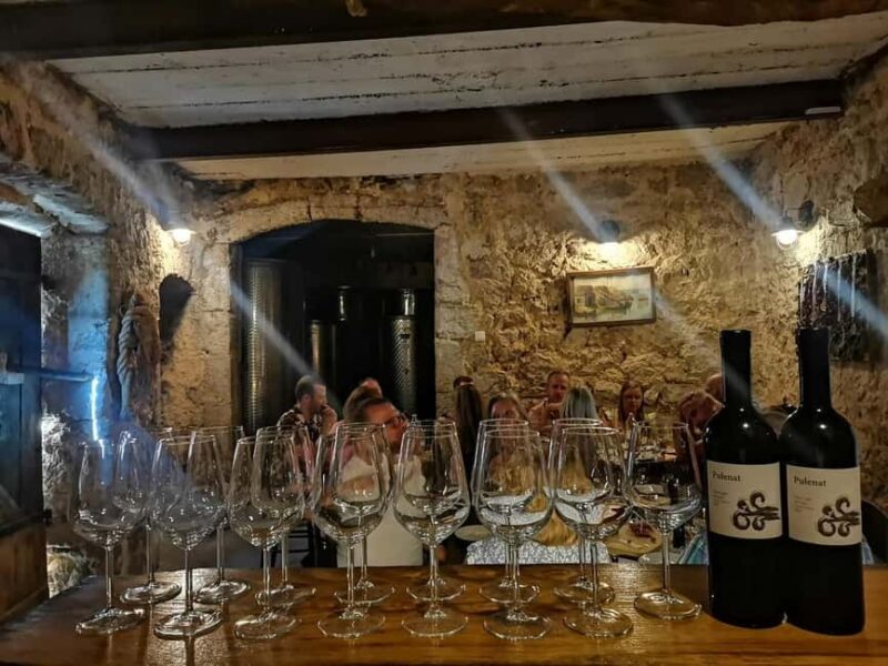 Stari Grad: Private Tuk-Tuk tour with Wine tasting - Perfect For Wine Enthusiasts and Culture Seekers