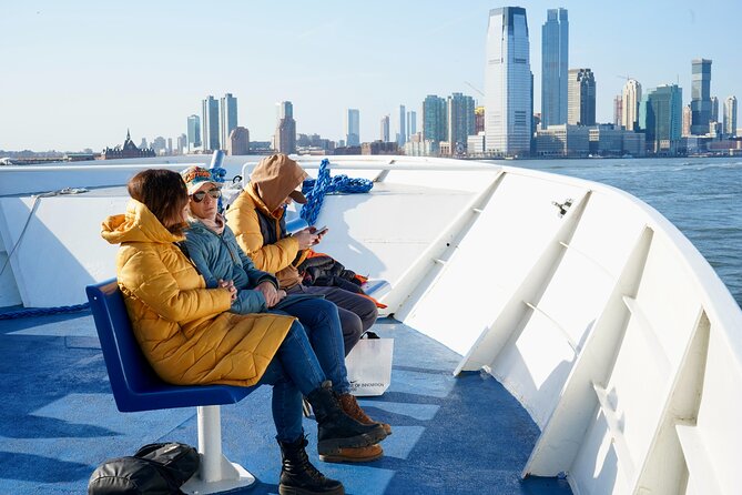 Starship 60 Min Statue of Liberty Brooklyn Bridge Boat Tour - Food and Beverage Options Onboard