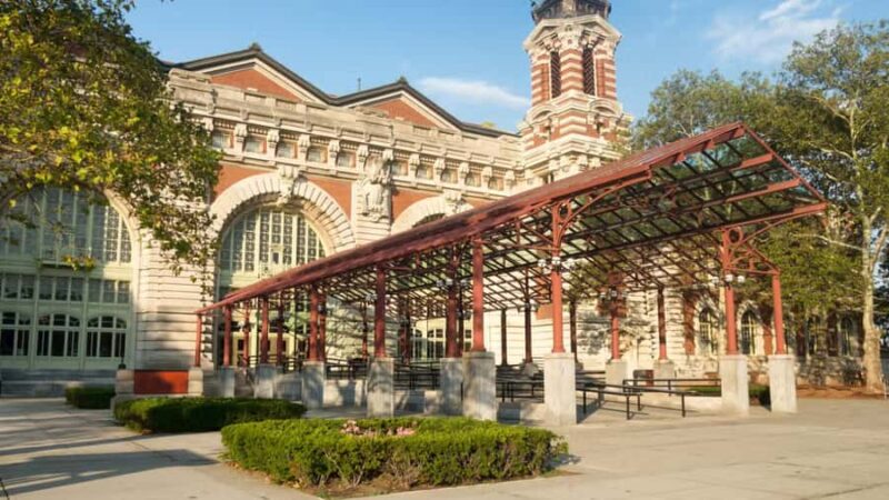 Statue of Liberty and Ellis Island Tour - Starting Point at Battery Park and Meeting Details