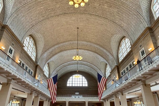 Statue of Liberty & Ellis Island - Exclusive Guided Tour - Explore New York’s Iconic Landmarks with an Exclusive Guided Tour