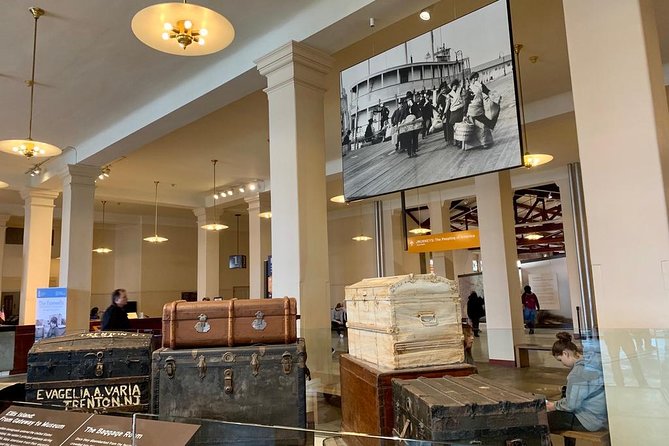 Statue of Liberty & Ellis Island - Exclusive Guided Tour - Exploring Ellis Island and Its Immigration Museum