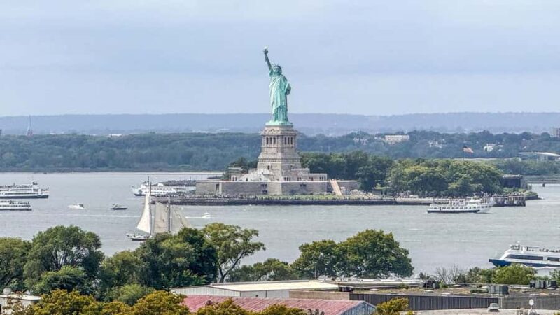 Statue of Liberty Ellis Island Guided Tour French or Spanish - Who Will Enjoy This Tour Most?