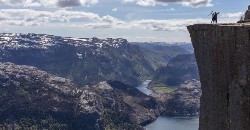 Stavanger: Preikestolen Classic Hike and Side Trail - Key Points