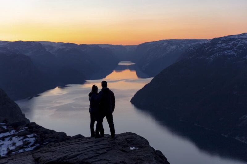 Stavanger: Preikestolen Sunrise Hike + Breakfast Buffet - Reaching Preikestolen at Dawn for Unmatched Views