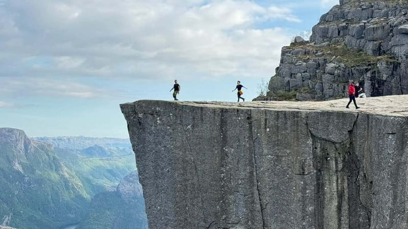 Stavanger: Pulpit rock off the beaten path - Logistics: Transportation and Group Size