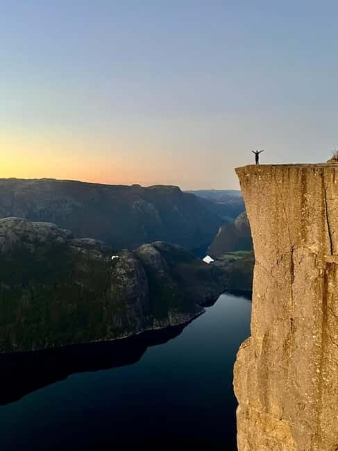 Stavanger/Sandnes: Preikestolen Guided Hidden Nature Hike - Panoramic Viewpoints at Neverdalsfjellet