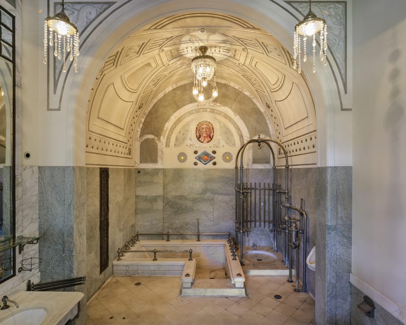 Stein: Guided tour of Count von Faber-Castell's castle - Key Points