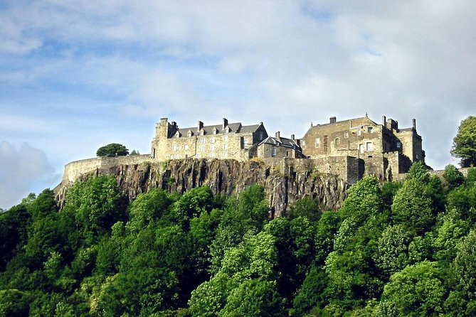 Stirling Castle & Loch Day Tour - Key Points