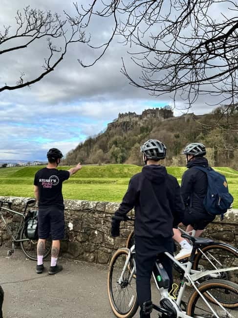 Stirling: The Bike & E-Bike Tour of The City and Beyond - Stops at Holy Rude Church and Old Town Cemetery