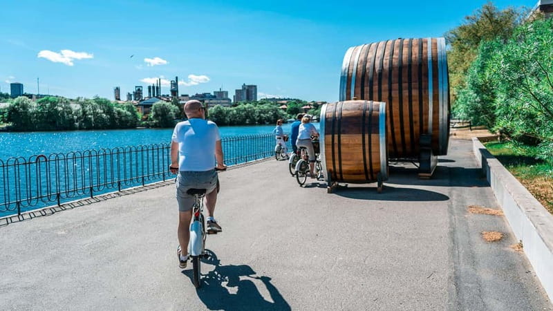 Stockholm 3-Hour Private Guided Bike Tour - A Taste of Stockholm’s Nature and Waterfront Views