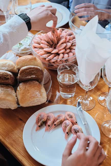 Stockholm All-You-Can-Eat Shrimp or Tacos Cruise & Livemusic - Key Points