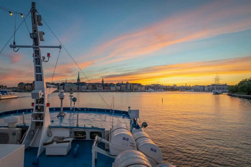 Stockholm All-You-Can-Eat Shrimp or Tacos Cruise & Livemusic - Enjoy Live Music on the Water